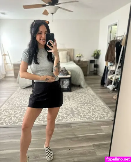 Leah Sharp OnlyFans Thumbnail #bojEund2O3