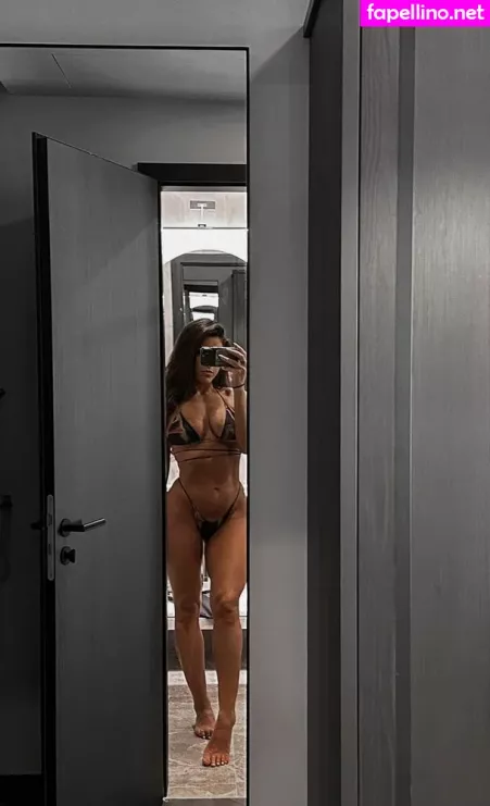 Leah Shutkever OnlyFans Thumbnail #IhBqTcgUG9