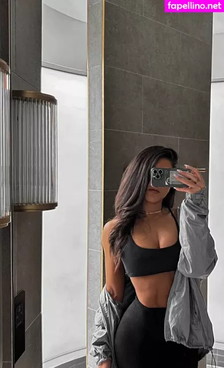 Leah Shutkever OnlyFans Thumbnail #SmdGzblah0