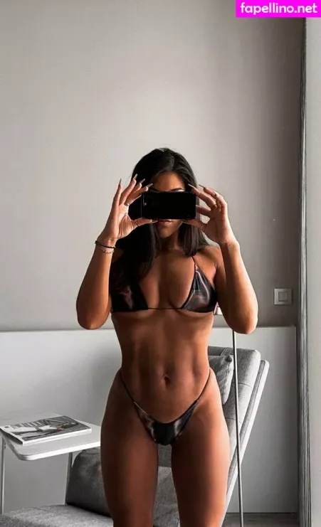 Leah Shutkever OnlyFans Thumbnail #oVAiNrkLPx