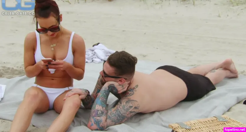 Leah Van Dale OnlyFans Thumbnail #C4Z4H4h9gN