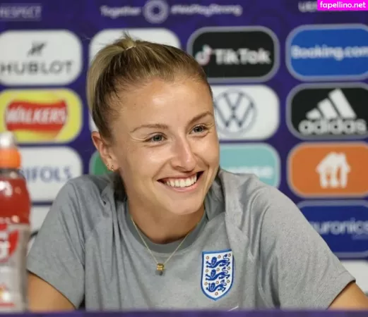 Leah Williamson OnlyFans Thumbnail #yluCG0ZqXI