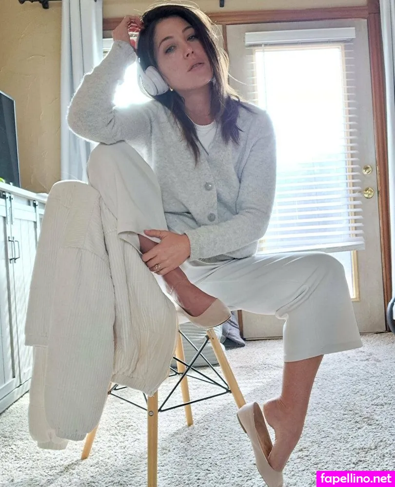 Leahdavisonme Nude Leaked OnlyFans Photo #gYDzf1voKB