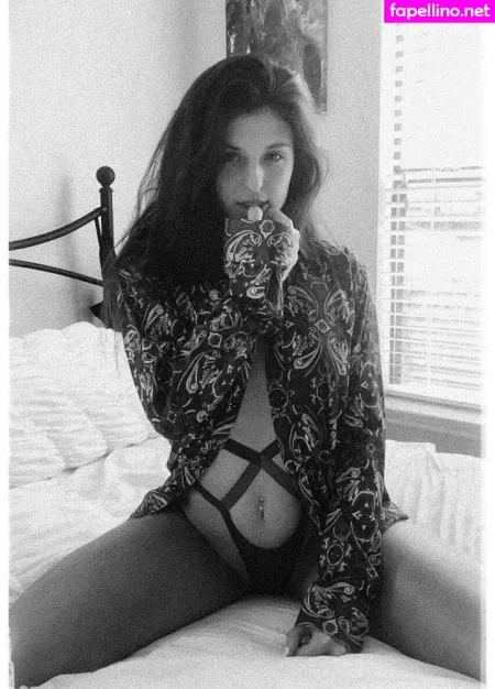 Leahgotti OnlyFans Thumbnail #w6MQKXp1mw