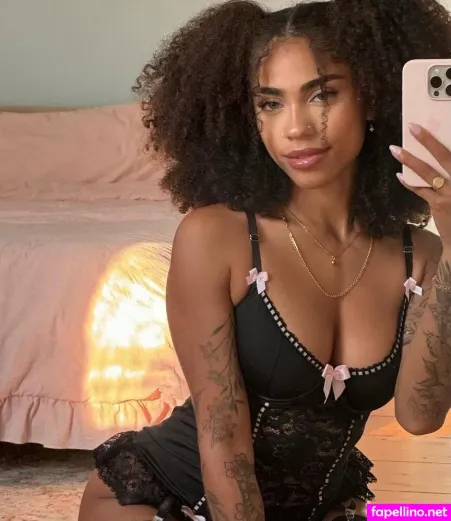 Leahhalton OnlyFans Thumbnail #8gX8ECFmDU