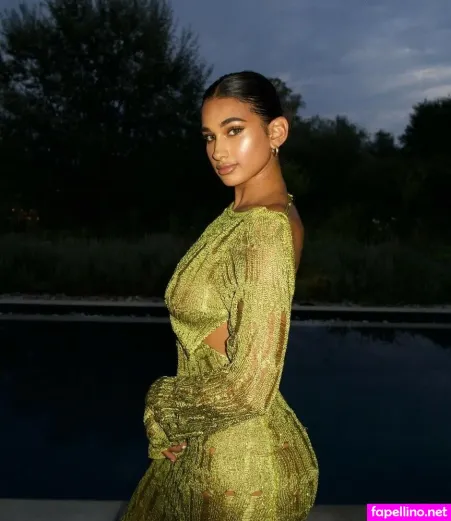 Leahhalton OnlyFans Thumbnail #9lNYCSMsBa