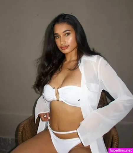 Leahhalton OnlyFans Thumbnail #LtF8K2NwGi