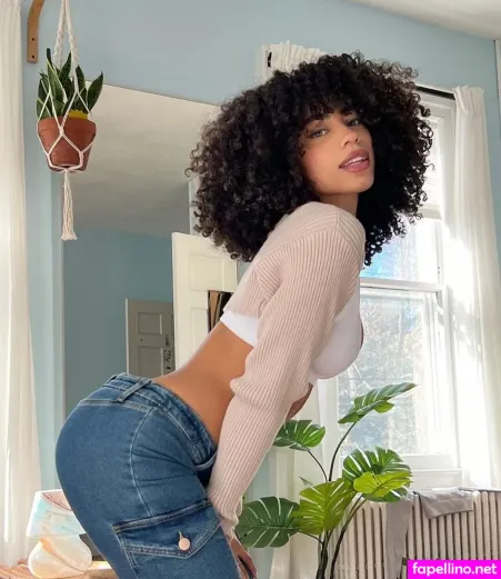 Leahhalton OnlyFans Thumbnail #bWmQp4pDoA