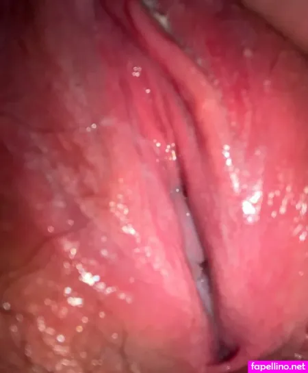 Leahhenden1 OnlyFans Thumbnail #SinAlbrR7L