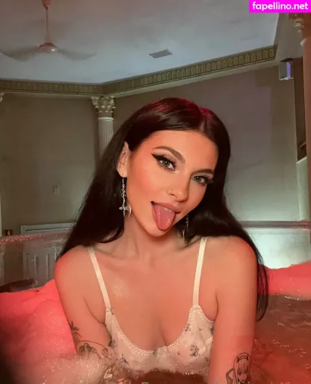 Leahjamesxo OnlyFans Thumbnail #xH0Syx81Pg