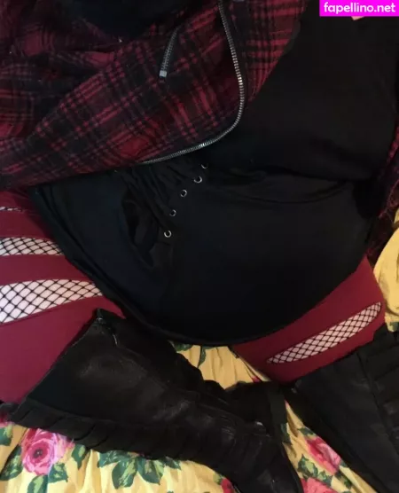 Leahloolabelle OnlyFans Thumbnail #9iSMjvwyFD