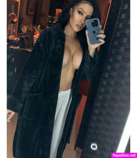 Leahsavino OnlyFans Thumbnail #M9lDP0HLTp