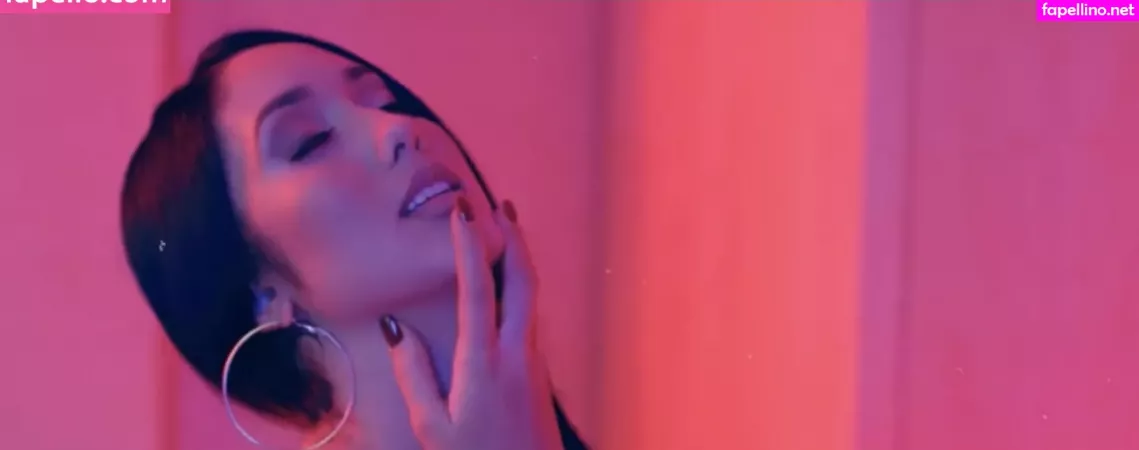 Leahshines OnlyFans Thumbnail #VRwyWCAngZ