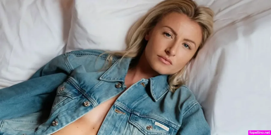 Leahwilliamson OnlyFans Thumbnail #CSIx0FyBnj