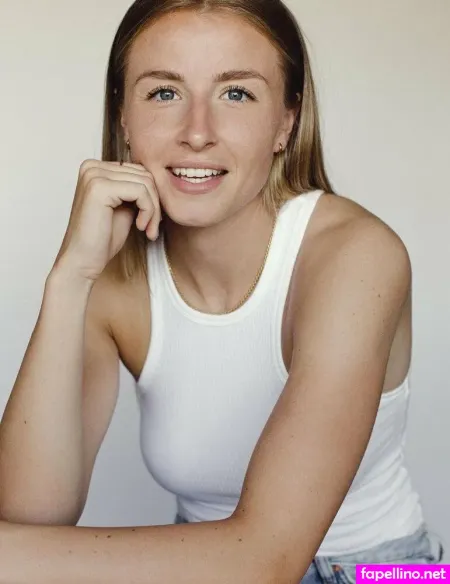 Leahwilliamson OnlyFans Thumbnail #Y0K50FEg9d