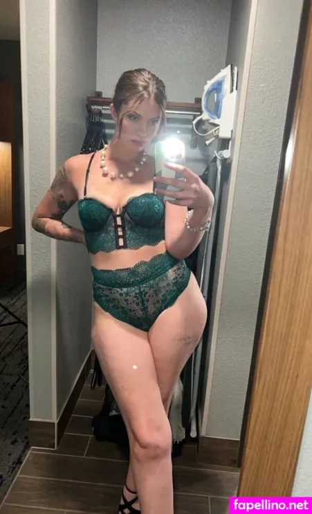 Leahwintersxoxo OnlyFans Thumbnail #X5qvE49O8n