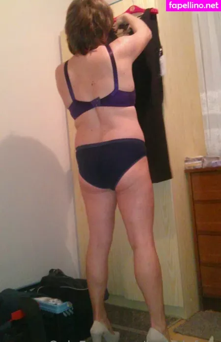 Lealadyfree OnlyFans Thumbnail #0Jn6wHMFcw