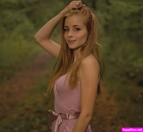 Lealyferra Lea Ly OnlyFans Thumbnail #aa5bH3mUze