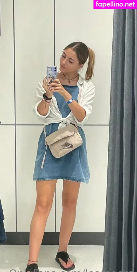 Leamoore OnlyFans Thumbnail #QpGWvtBA8X