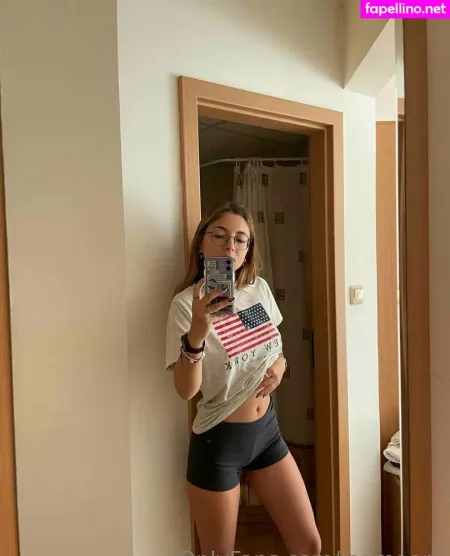 Leamoore OnlyFans Thumbnail #fnfyA7UwiR