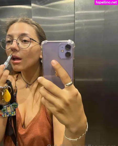 Leamoore OnlyFans Thumbnail #kUfplWnDA4