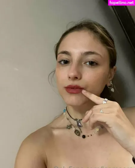 Leamoore OnlyFans Thumbnail #oqcoMAfpv9