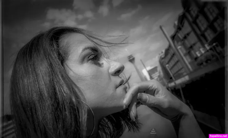 Leandrafoxx OnlyFans Thumbnail #jLMJD0j2IP