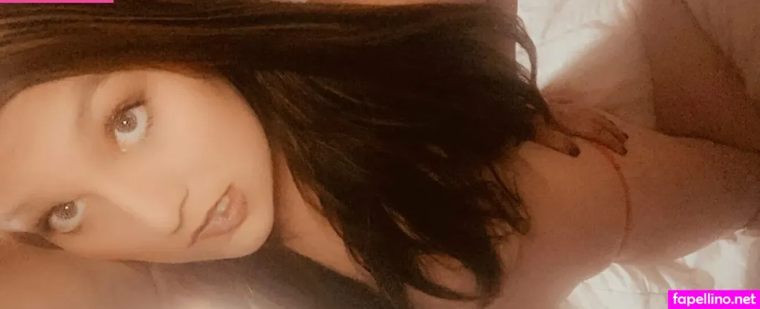 Leannelove1992 OnlyFans Thumbnail #Y3F6YHf9kY