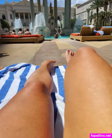 Leannmonroe OnlyFans Thumbnail #gfa1PWO2vh