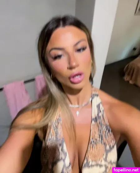 Leanora Matousi OnlyFans Thumbnail #R8hHXd0jCw