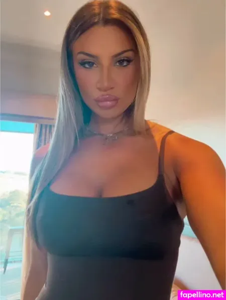 Leanora Matousi OnlyFans Thumbnail #iz4c8mTXk4