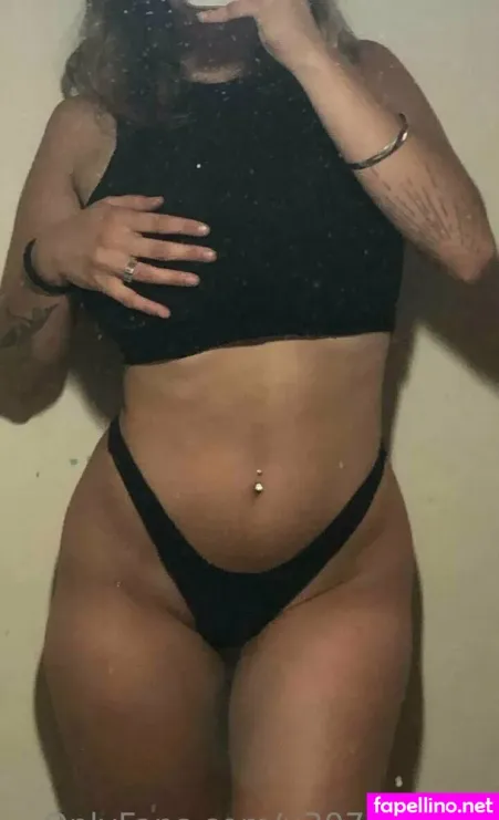 Leasanz OnlyFans Thumbnail #Nvwg5pfHVo