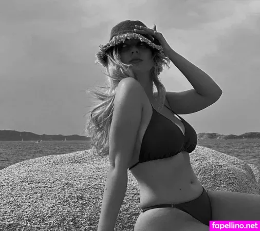 Leasophie Official98 OnlyFans Thumbnail #gT5yDeV2Jk