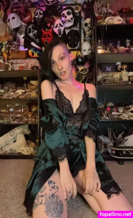 Leather Punk OnlyFans Thumbnail #9Ly8UOINPm