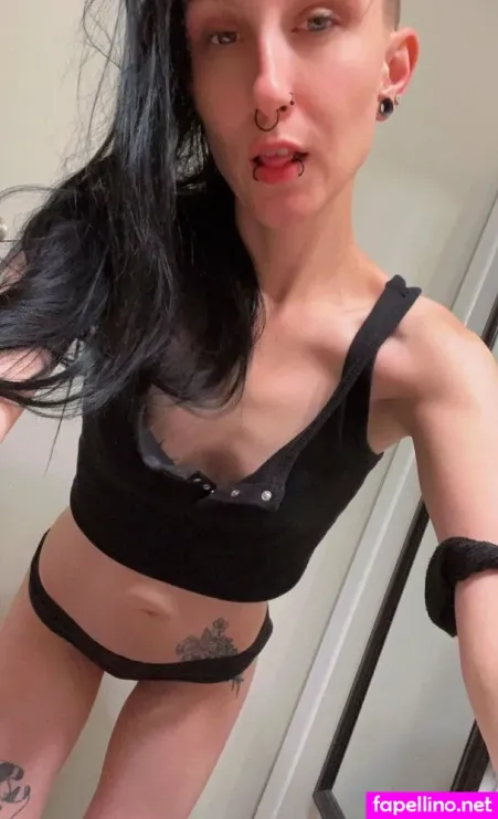 Leather Punk OnlyFans Thumbnail #DNxYSRw9Dq