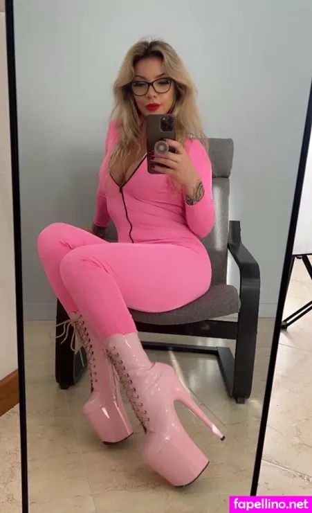 Leatherbykarinafree OnlyFans Thumbnail #5RlJHIoZ1d