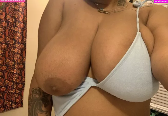 Leavenowplz OnlyFans Thumbnail #uMo1PcLMJR