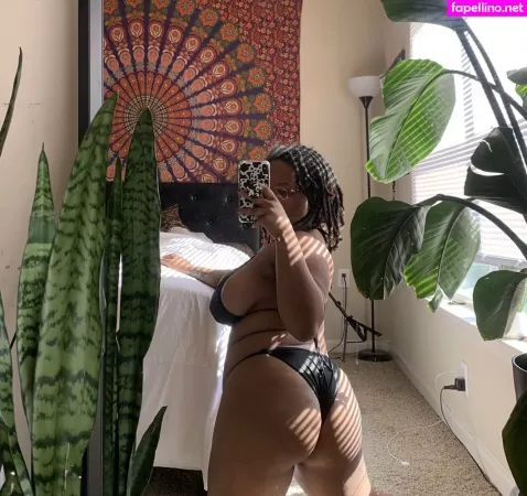 Leavenowplz OnlyFans Thumbnail #x2DrkbsIzk