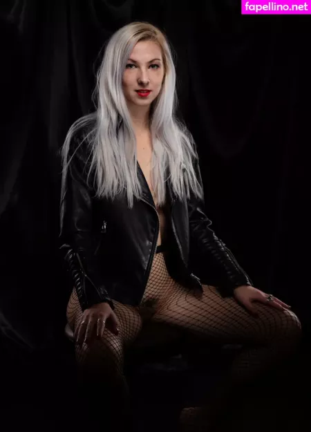 Leavixx OnlyFans Thumbnail #L8xsgqF7Ih