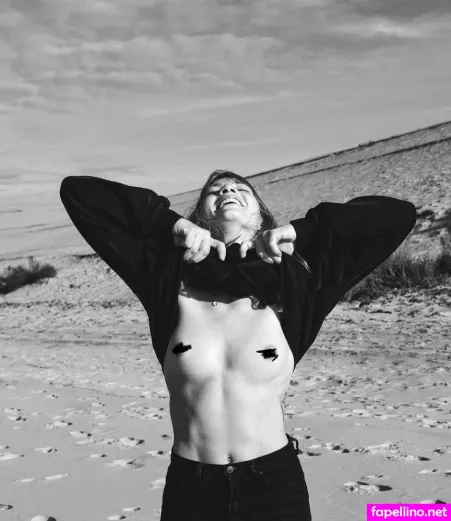 Leawolff OnlyFans Thumbnail #6aV7e2hDxu