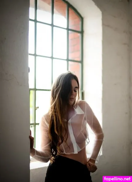 Leaxsophie OnlyFans Thumbnail #x82qzmRVSm