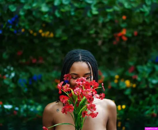 Lecheofsiren OnlyFans Thumbnail #Une7dQoAy7