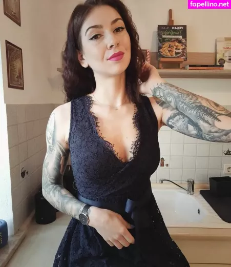 Lechl Sisters OnlyFans Thumbnail #1P6hbz8lNz