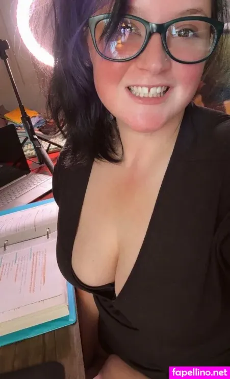 Ledaafterdark OnlyFans Thumbnail #7O5YuT5qkv