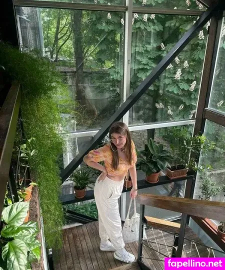 Lee Loo OnlyFans Thumbnail #942eFgztlJ