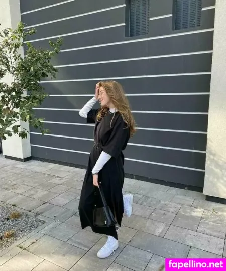 Lee Loo OnlyFans Thumbnail #E5ixR2nmgU