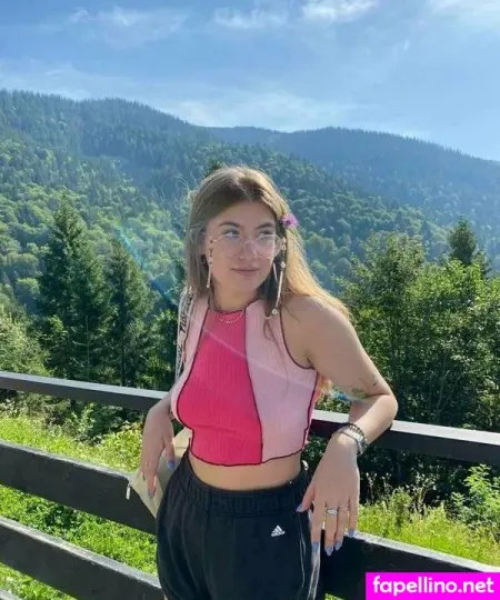 Lee Loo OnlyFans Thumbnail #TI5XxAH71X