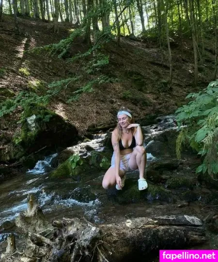 Lee Loo OnlyFans Thumbnail #c2rMgXz7k6