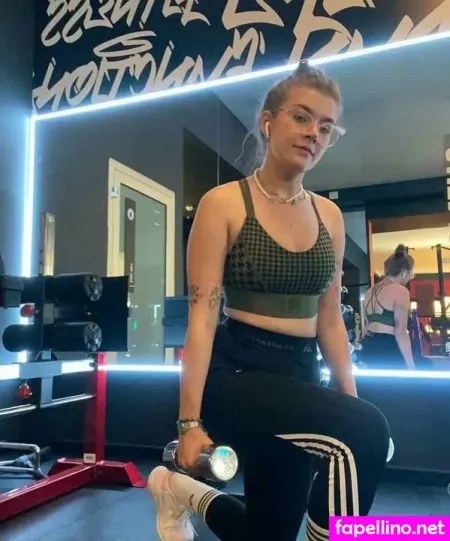 Lee Loo OnlyFans Thumbnail #xPHb8cr6Ap