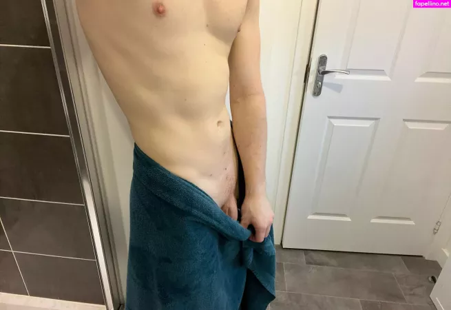 Lee Ritchie OnlyFans Thumbnail #59xKsugh8O